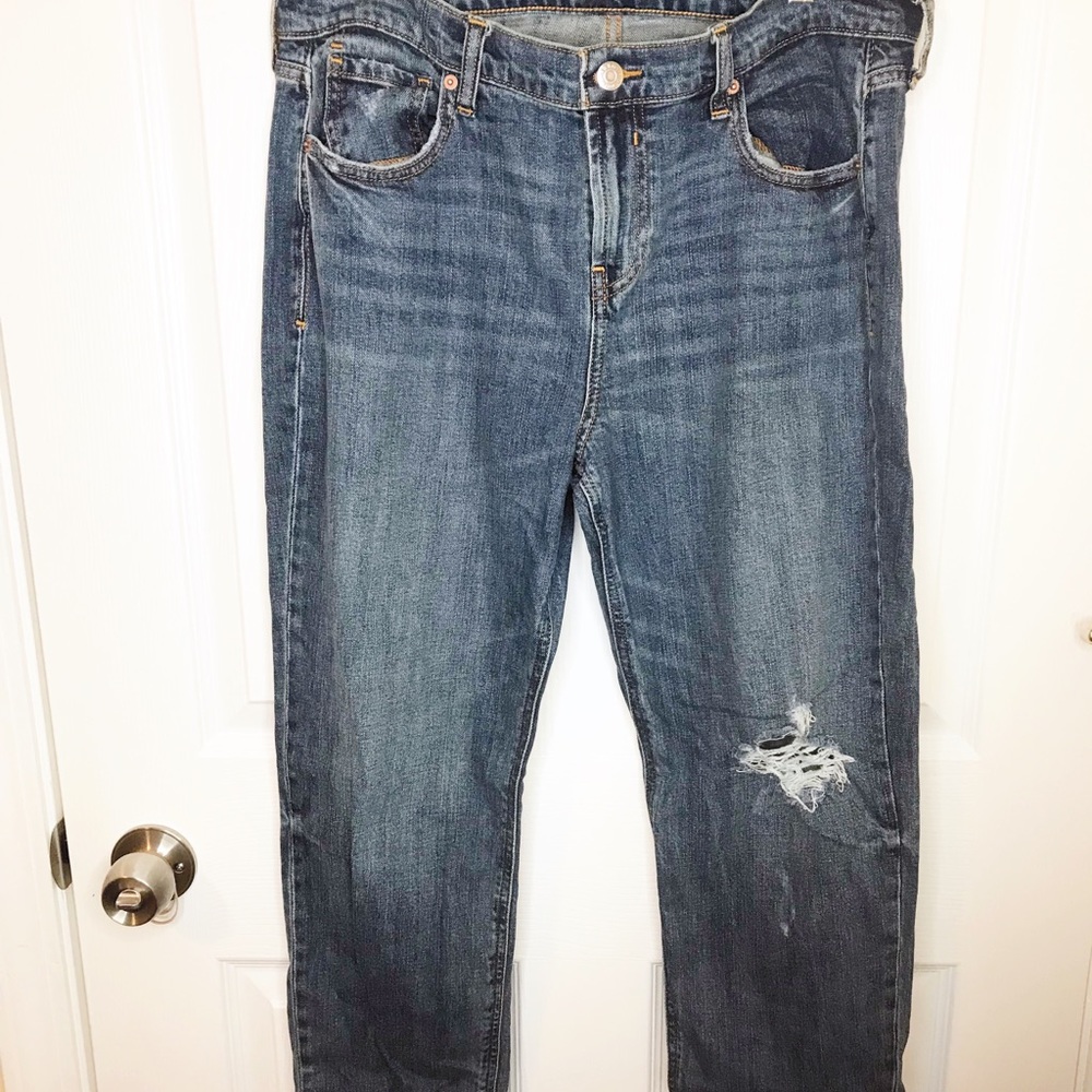 Old Navy Boyfriend Jeans - Size 8 - Picture 1 of 3